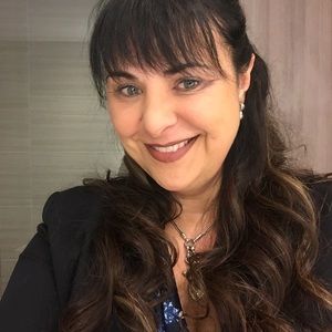 Meet your Posher, Andrea